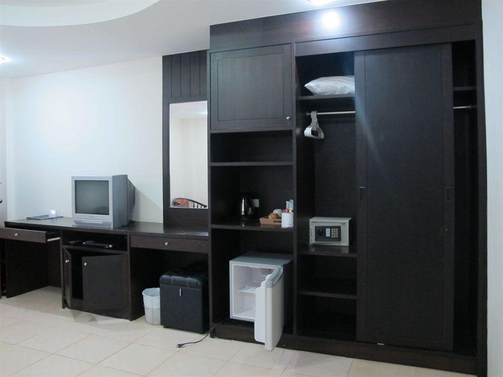 Hill Side Patong Hotel Экстерьер фото