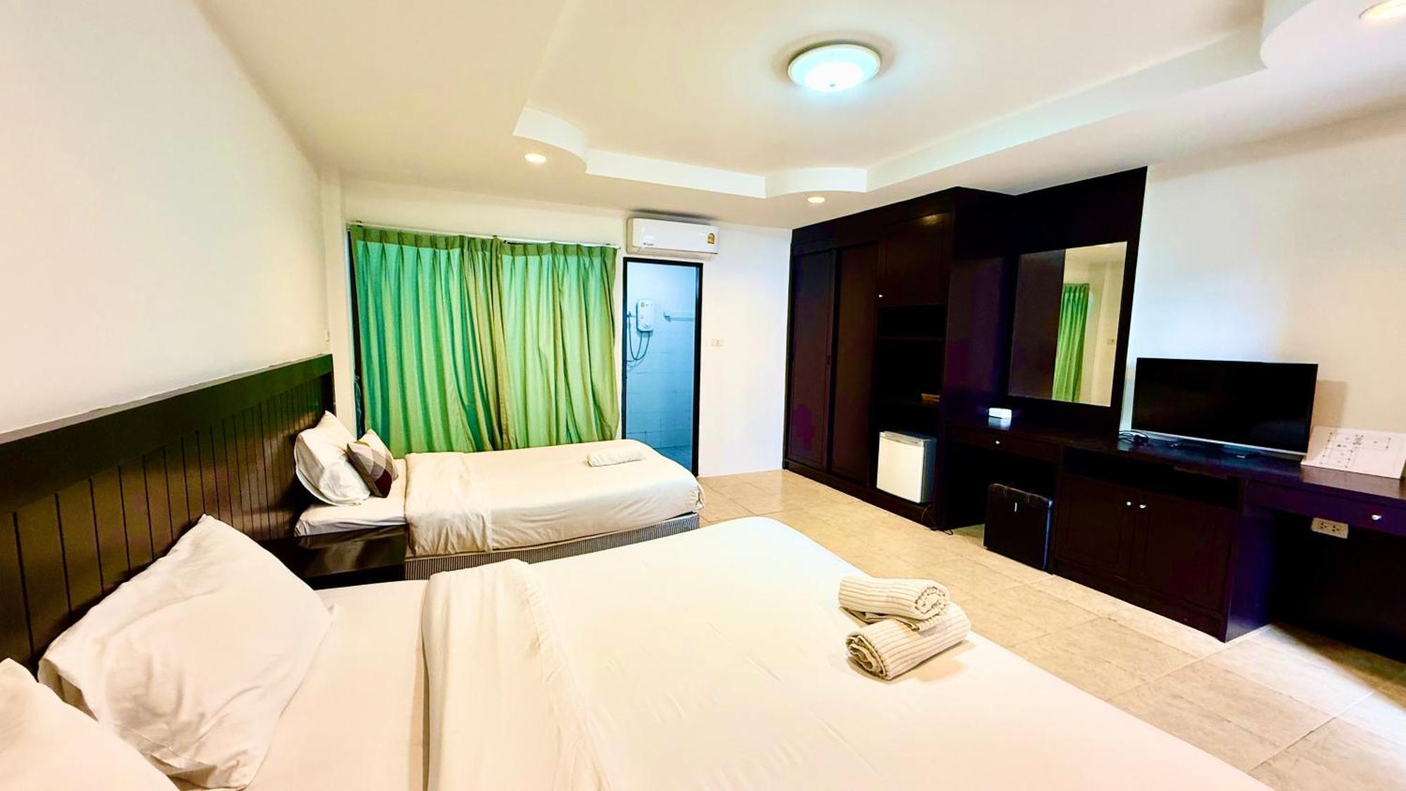 Hill Side Patong Hotel Экстерьер фото