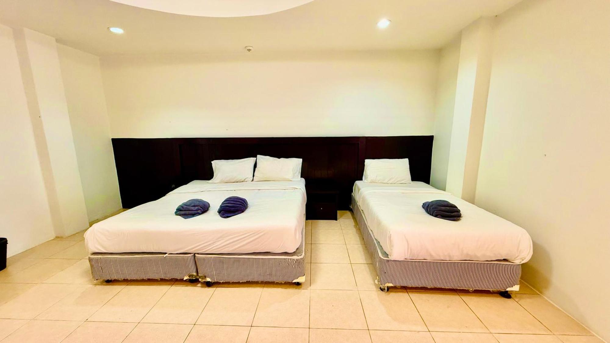 Hill Side Patong Hotel Экстерьер фото