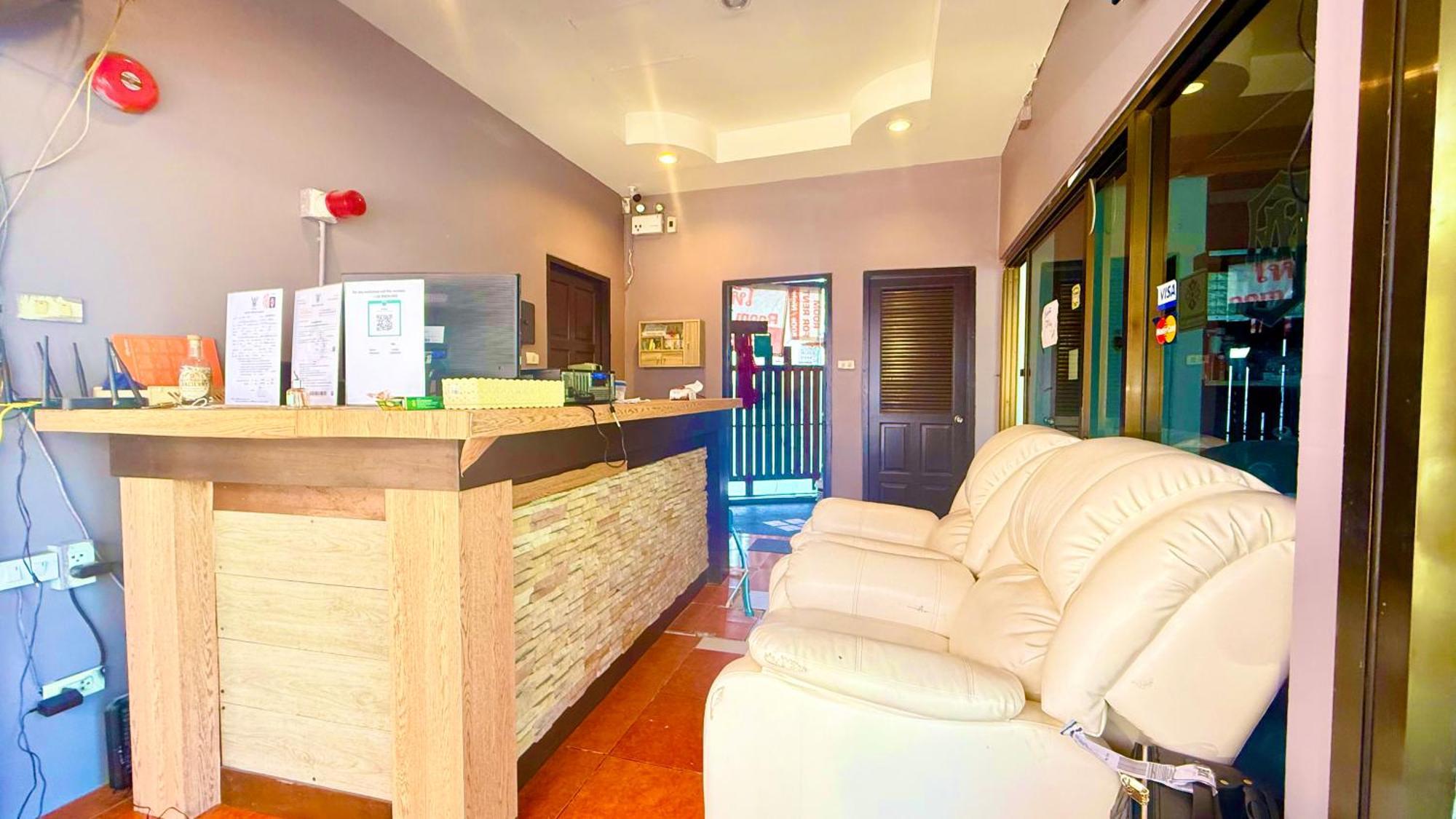 Hill Side Patong Hotel Экстерьер фото