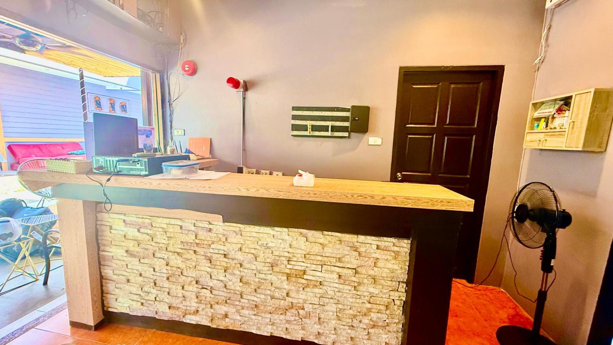 Hill Side Patong Hotel Экстерьер фото